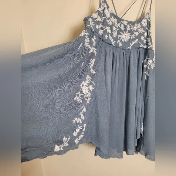 Free People Intimately Blue Dress with White Floral Embroidery Large - Picture 4 of 10
